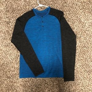 Men’s lululemon long sleeve shirt